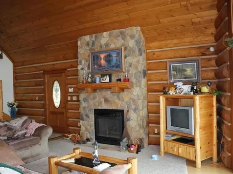 929 Railroad Street N Eagle River WI 54521