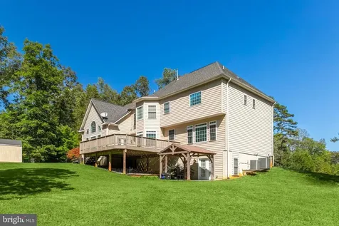 909 Hancock Drive Ruckersville VA 22968