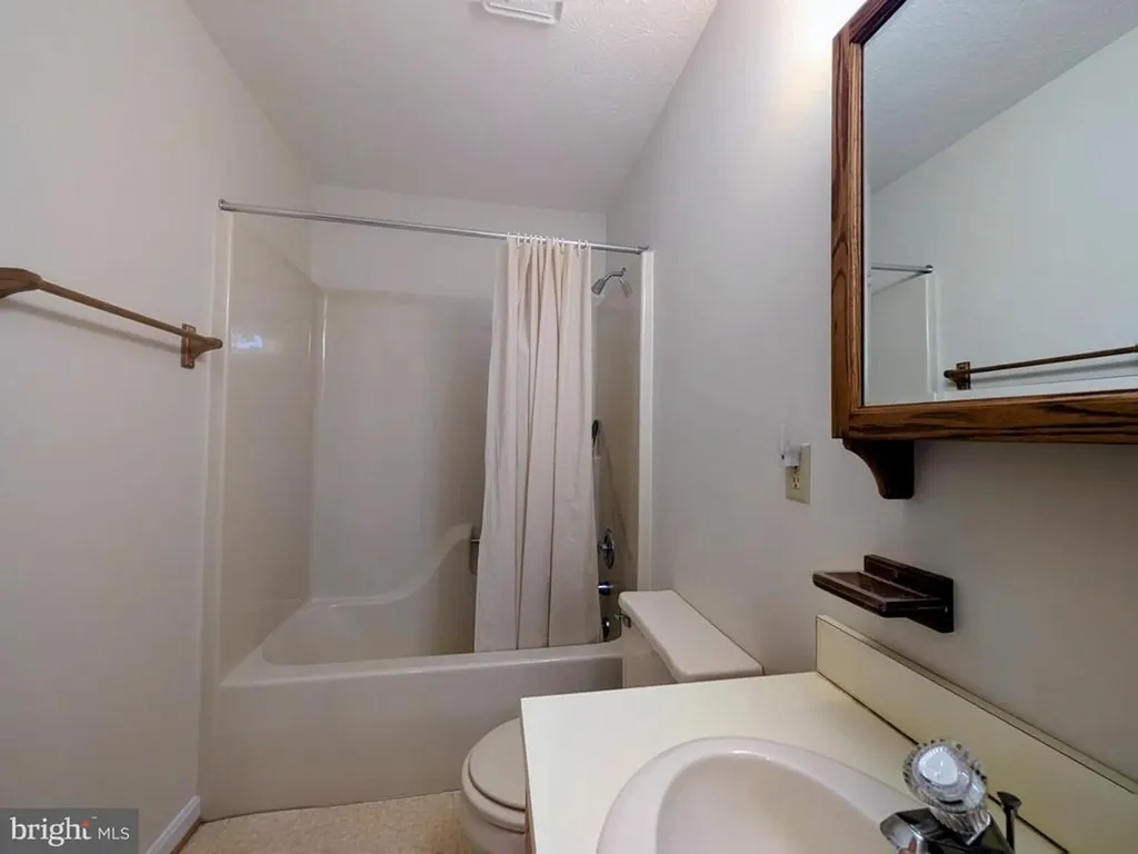271 Rambling Road Ruckersville VA 22968