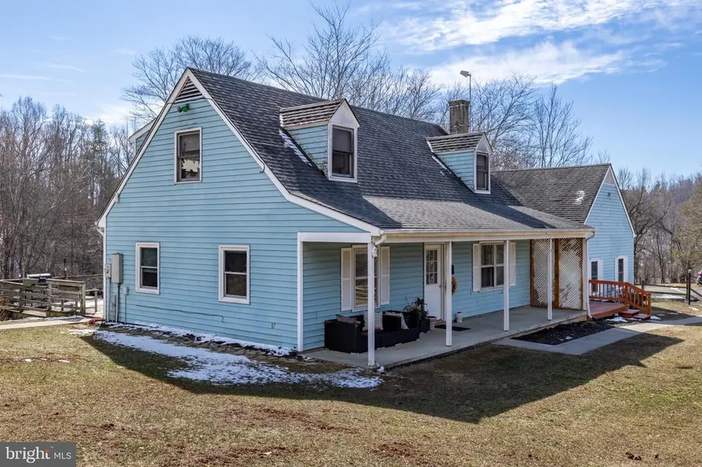 165 Brokenback Mountain Road Free Union VA 22940