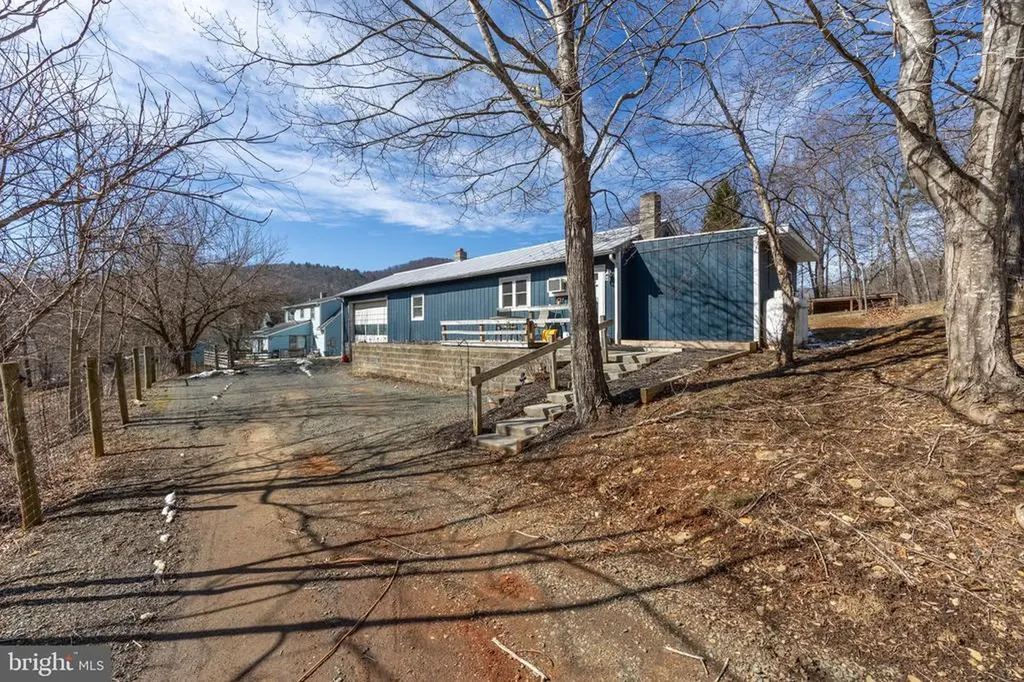 165 Brokenback Mountain Road Free Union VA 22940