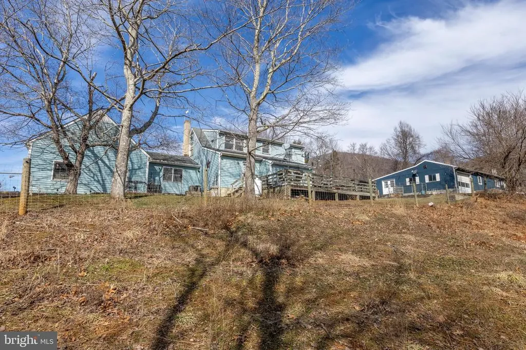 165 Brokenback Mountain Road Free Union VA 22940