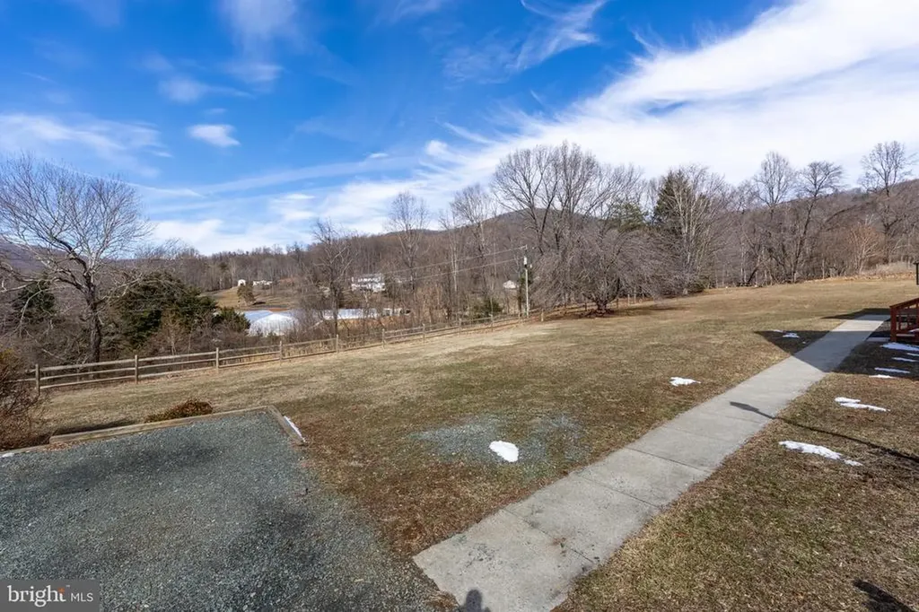 165 Brokenback Mountain Road Free Union VA 22940
