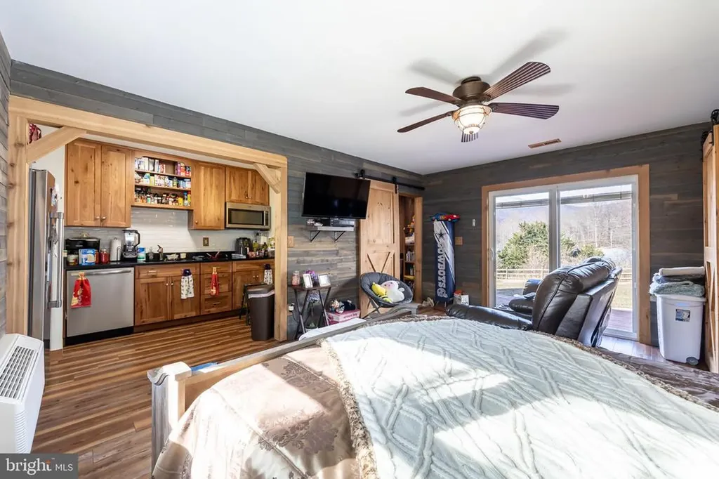 165 Brokenback Mountain Road Free Union VA 22940