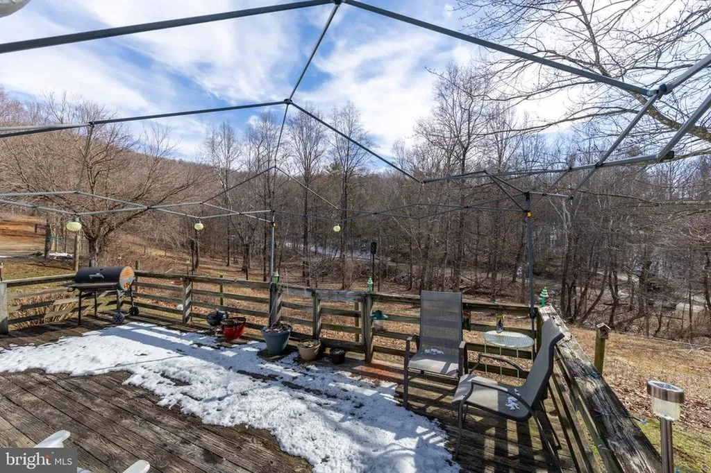 165 Brokenback Mountain Road Free Union VA 22940