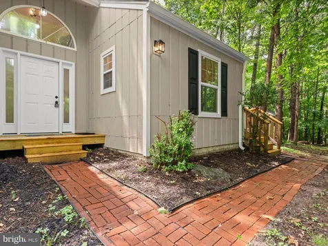 93 Cedar Drive W Ruckersville VA 22968