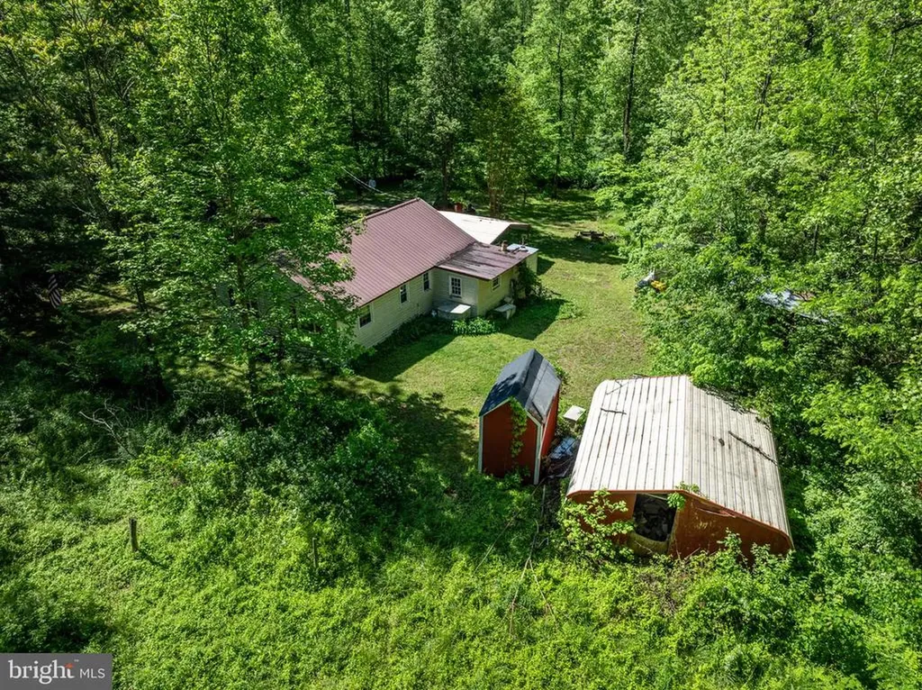 873 Entry Run Road Stanardsville VA 22973