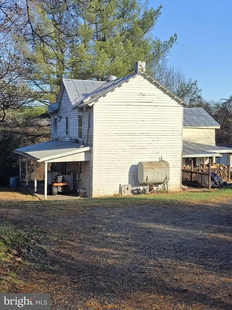 729 Celt Road Stanardsville VA 22973
