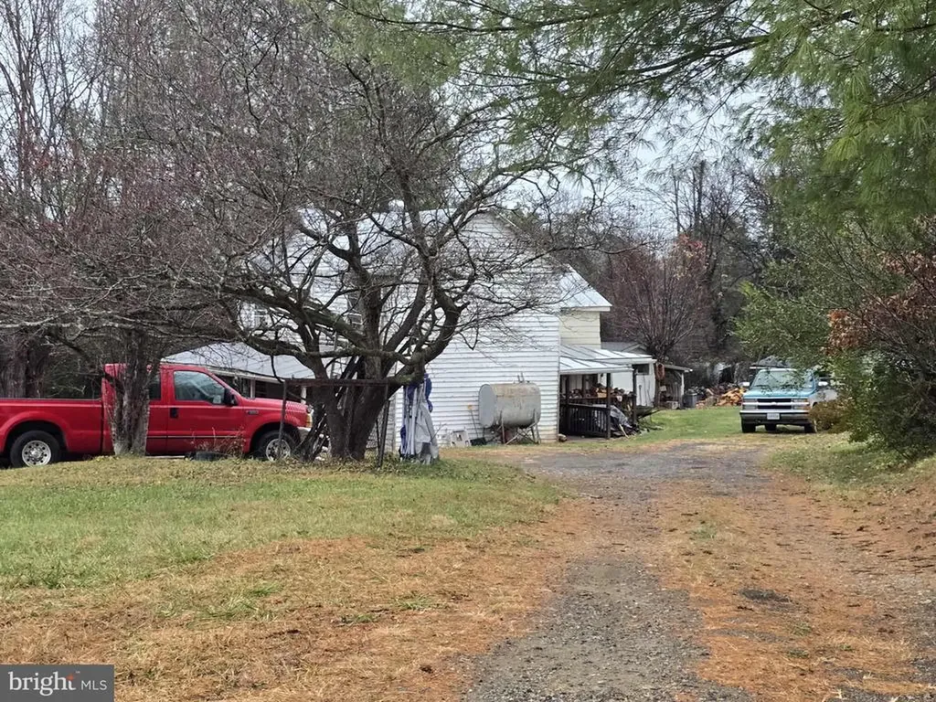 729 Celt Road Stanardsville VA 22973