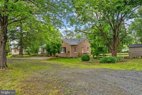 6428 John S Mosby Highway Middleburg VA 20117