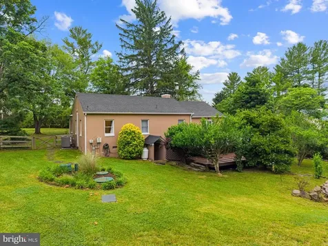 6428 John S Mosby Highway Middleburg VA 20117