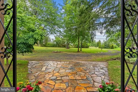 6428 John S Mosby Highway Middleburg VA 20117