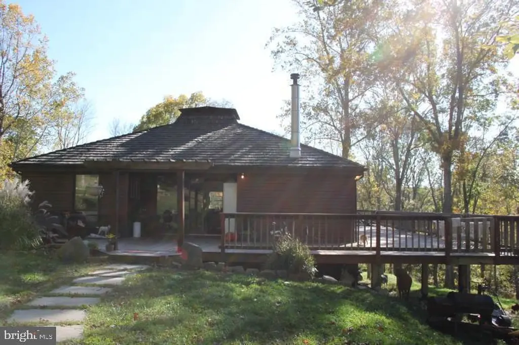 8412 Leeds Manor Road Amissville VA 20106