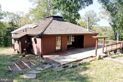 8412 Leeds Manor Road Amissville VA 20106