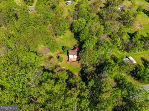 12151 Deerfield Lane Amissville VA 20106