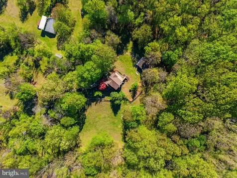 12151 Deerfield Lane Amissville VA 20106