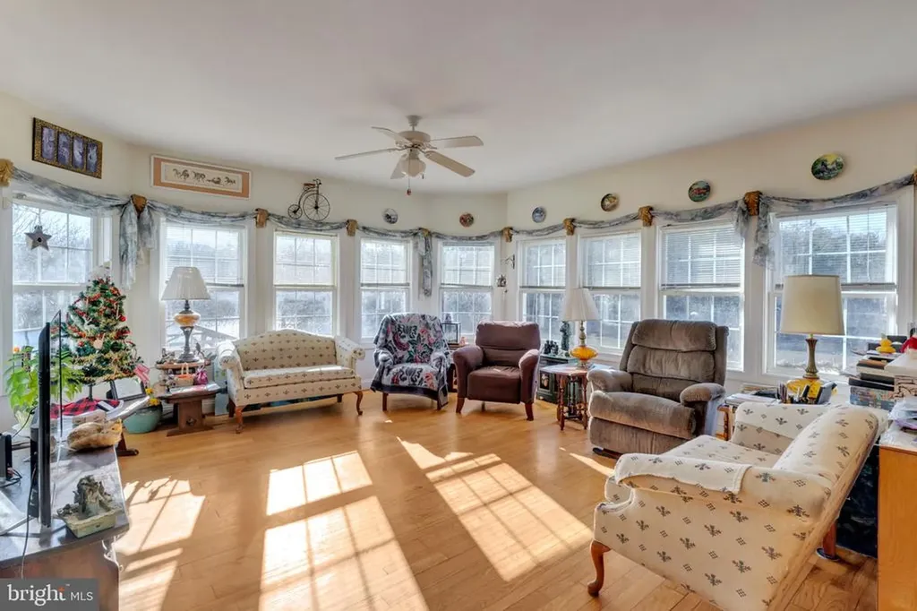 495 Deepwood Farm Drive Scottsville VA 24590