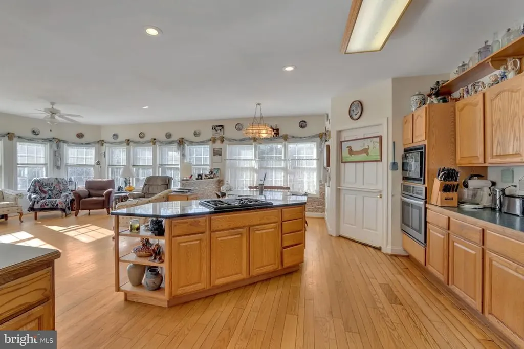 495 Deepwood Farm Drive Scottsville VA 24590