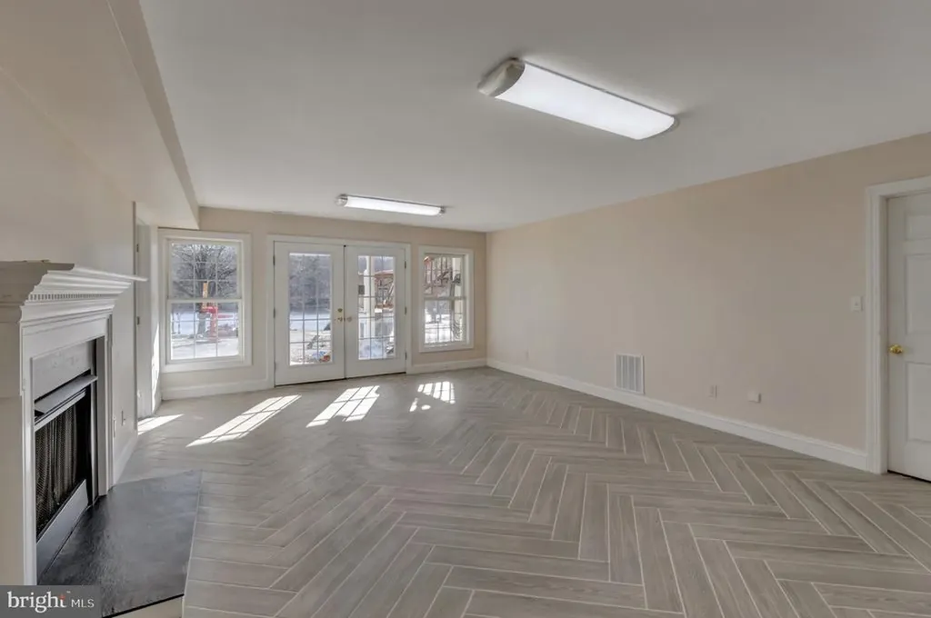 495 Deepwood Farm Drive Scottsville VA 24590