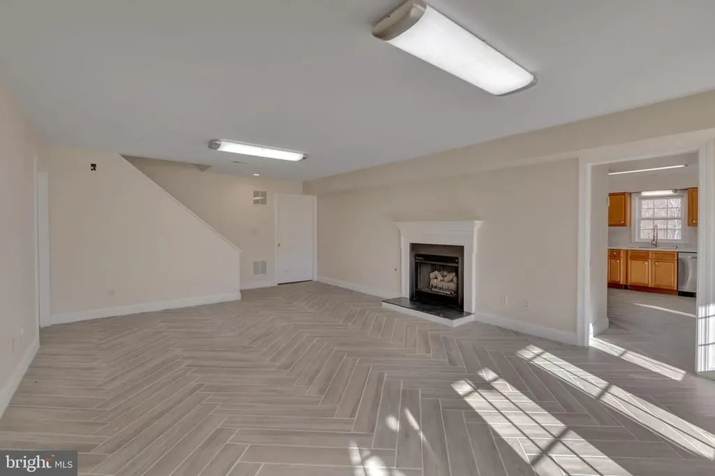 495 Deepwood Farm Drive Scottsville VA 24590