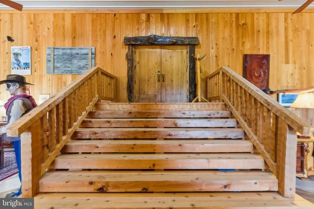 240 Stoneleigh Road Palmyra VA 22963