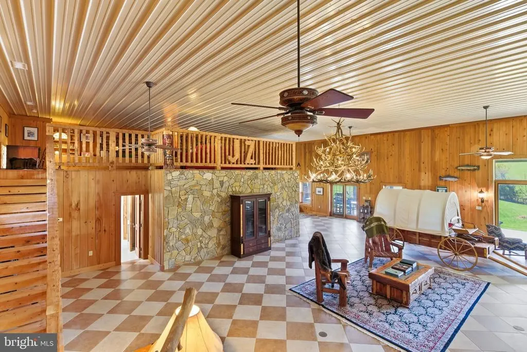 240 Stoneleigh Road Palmyra VA 22963