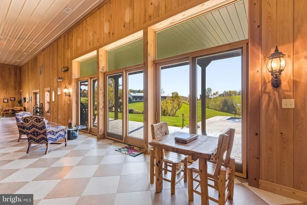 240 Stoneleigh Road Palmyra VA 22963