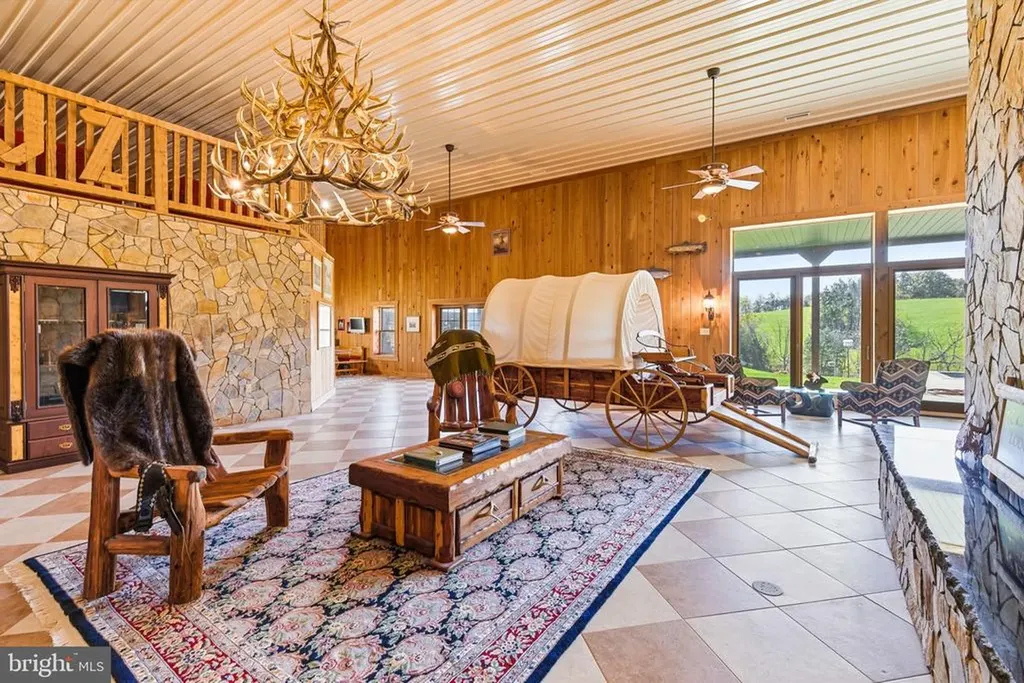 240 Stoneleigh Road Palmyra VA 22963