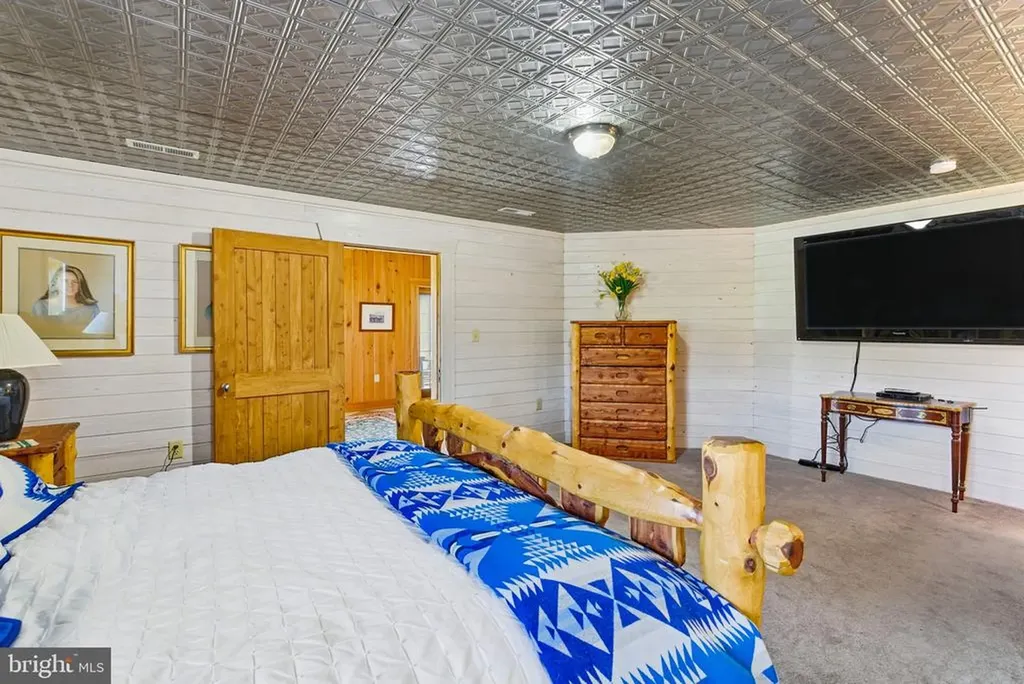 240 Stoneleigh Road Palmyra VA 22963