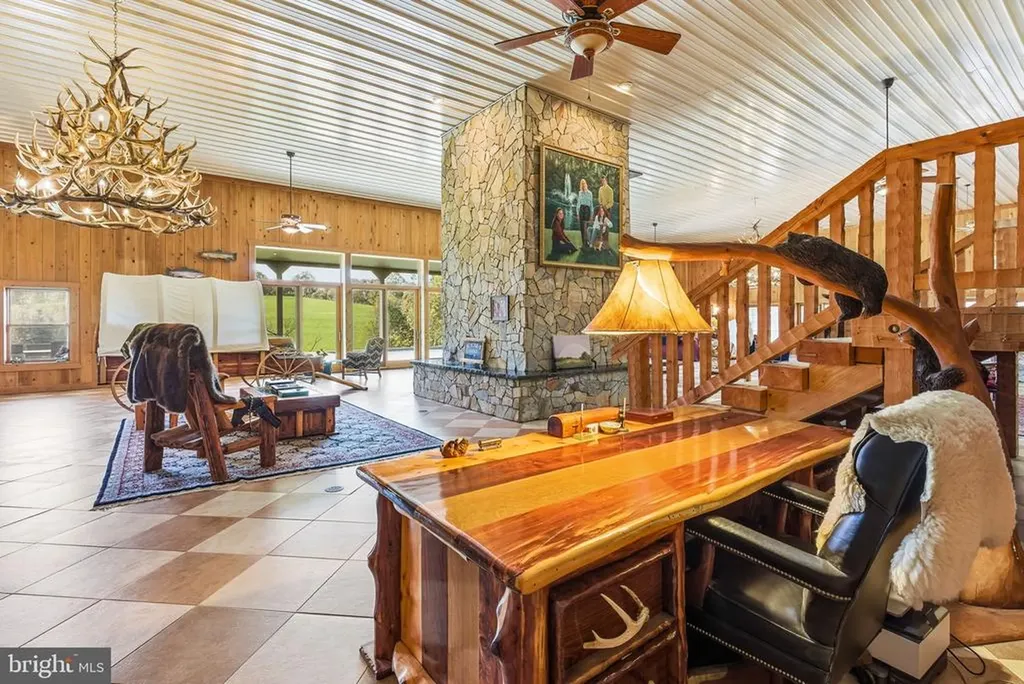 240 Stoneleigh Road Palmyra VA 22963