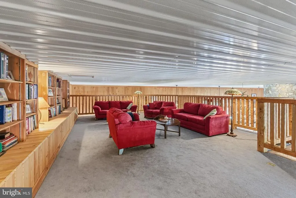240 Stoneleigh Road Palmyra VA 22963