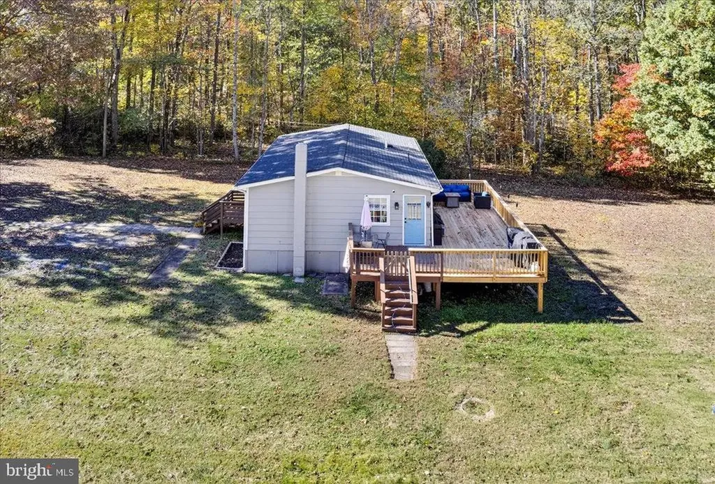 565 Venable Road Palmyra VA 22963