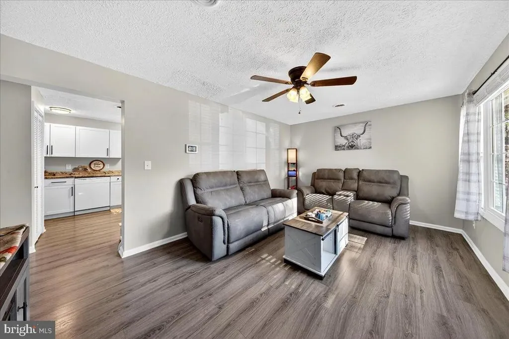 565 Venable Road Palmyra VA 22963