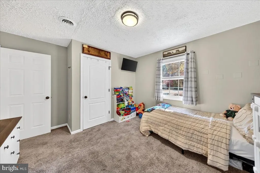 565 Venable Road Palmyra VA 22963