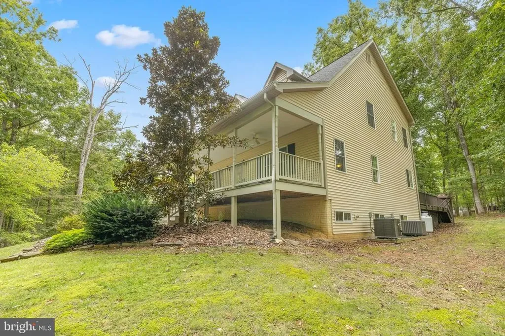 198 Jefferson Drive Palmyra VA 22963