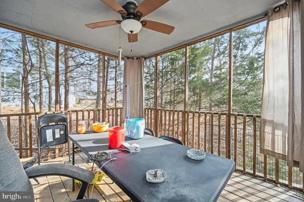 25 Woodlawn Drive Palmyra VA 22963