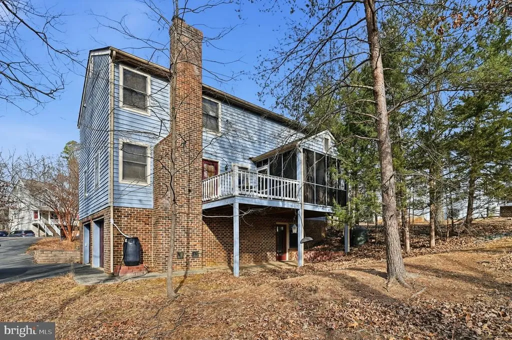 25 Woodlawn Drive Palmyra VA 22963