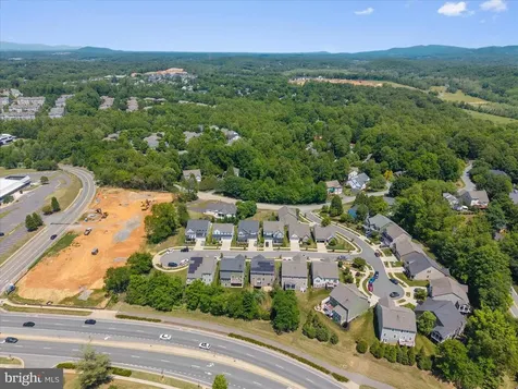 1623 Fowler Ridge Court Charlottesville VA 22901