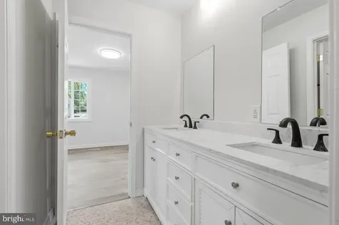 5 Woodlake Drive Charlottesville VA 22901