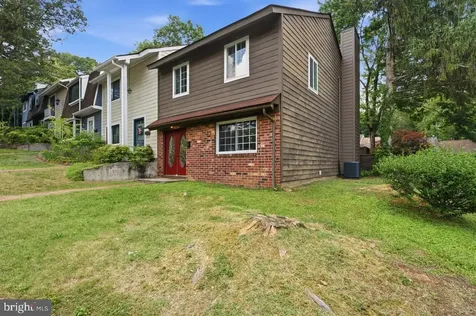 5 Woodlake Drive Charlottesville VA 22901