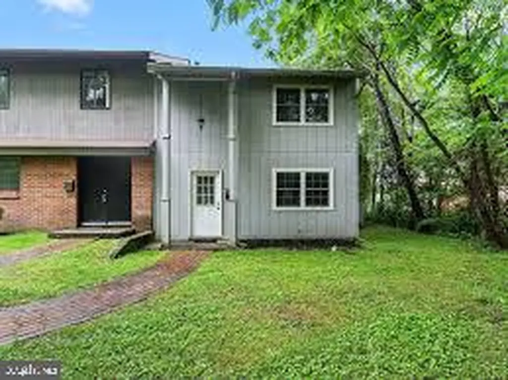 133 Woodlake Drive Charlottesville VA 22901