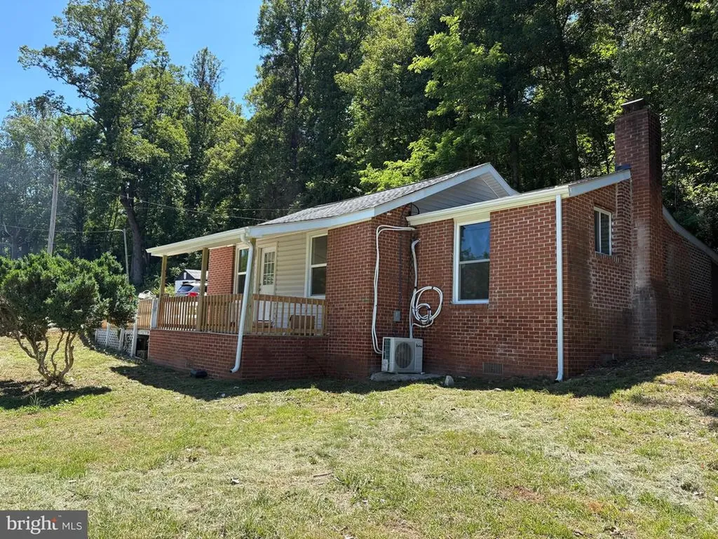 3744 Monacan Trail Road North Garden VA 22959