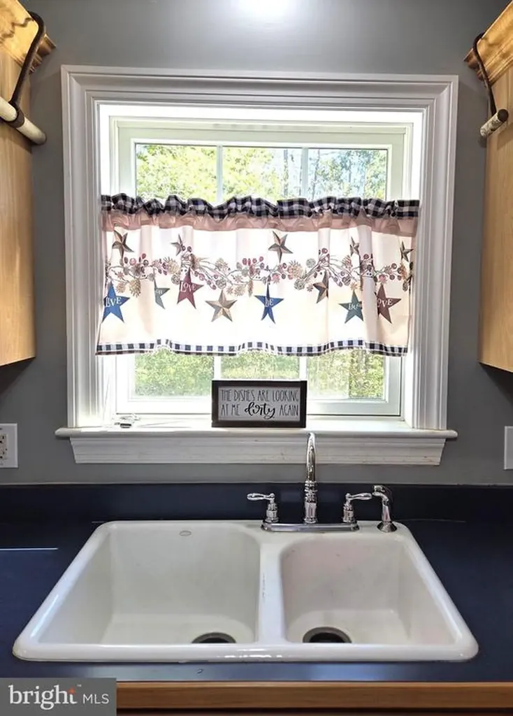 7599 Secretarys Sand Road Schuyler VA 22969