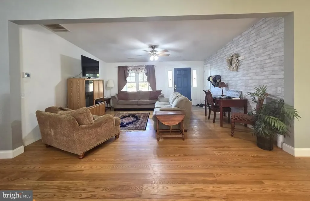 7599 Secretarys Sand Road Schuyler VA 22969