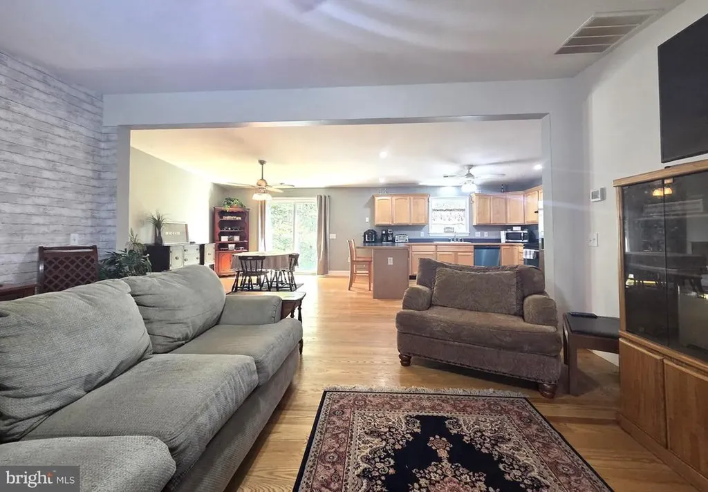 7599 Secretarys Sand Road Schuyler VA 22969