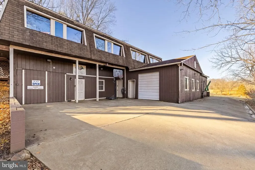 4500 Winery Lane Barboursville VA 22923