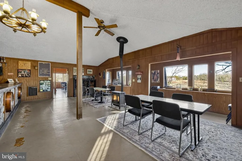 4500 Winery Lane Barboursville VA 22923