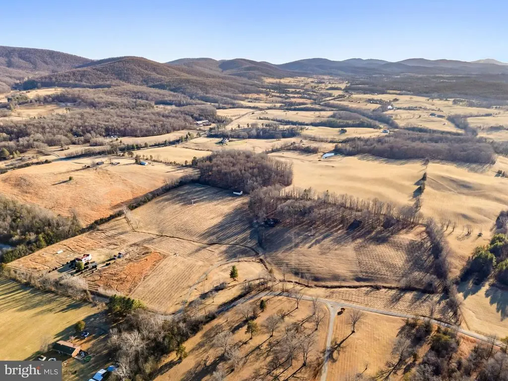 4500 Winery Lane Barboursville VA 22923