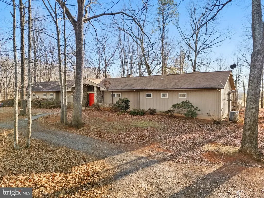 4500 Winery Lane Barboursville VA 22923