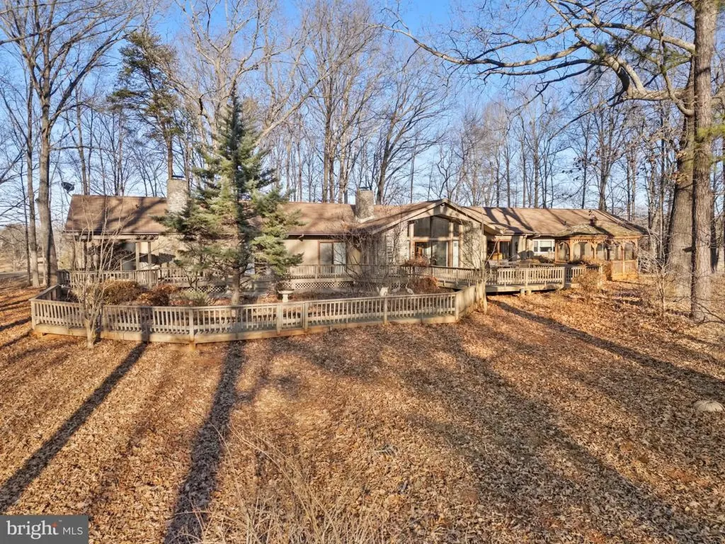 4500 Winery Lane Barboursville VA 22923